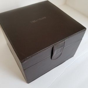 Vera Wang Box 2 Tiers